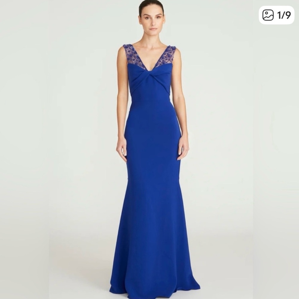 THEIA blue evening gown w/beaded embelishments. 
NWT Retail $850
OFFERS WELCOME!